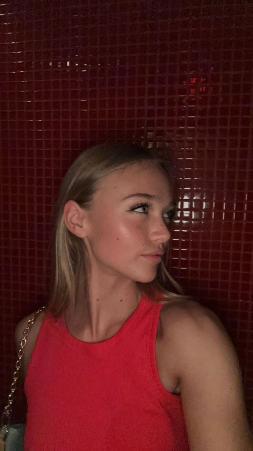 Kyla Dodds Instagram Photos, November 2025 23