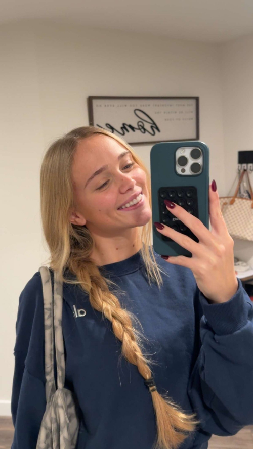 Kyla Dodds Instagram Photos, November 2025 3