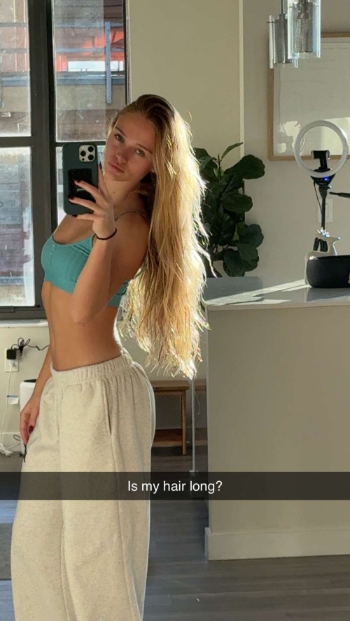 Kyla Dodds Instagram Photos, November 2025 5