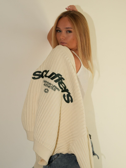 Kyla Dodds Shares Instagram Photo Highlights, November 2025 1