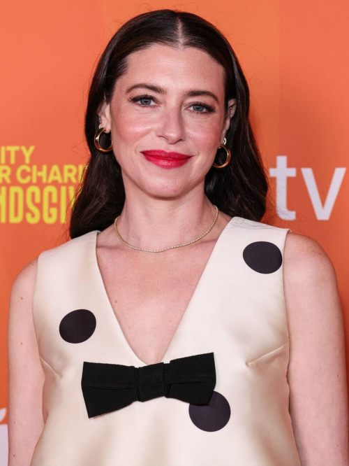 Lauren Miller Hilarity For Charity Friendsgiving Fundraiser Los Angeles, November 2025 6