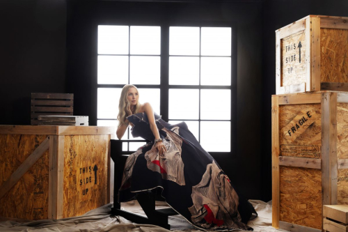 Leonie Hanne L’Officiel UK editorial, November 2025 4