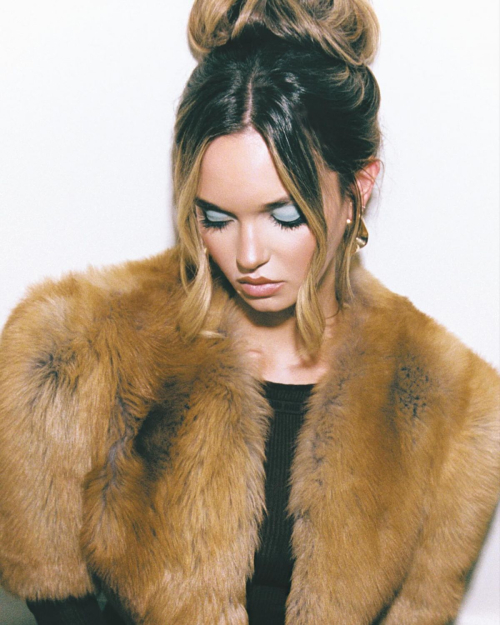 Lilah Pate for Rollacoaster Magazine, Winter 2025 1