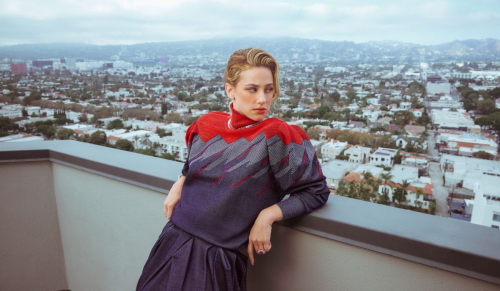 Lili Reinhart Marie Claire, November 2025 3