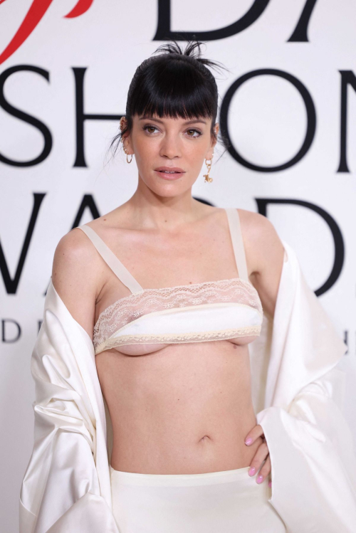 Lily Allen at CFDA Awards in New York City, Nov 2025 4