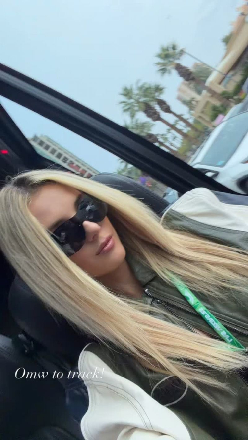 Lindsay Brewer instagram photos, November 2025 2