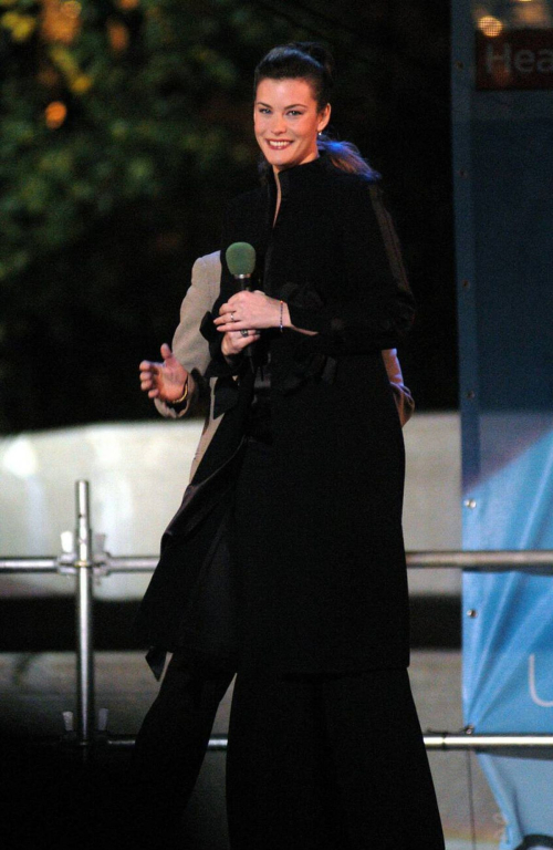 Liv Tyler at UNICEF Snowflake Event New York City, November 2003 2