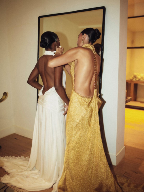 Lizzy Greene Jasmin Larian Ryan Destiny LACMA Photoshoot, Nov 2025 9