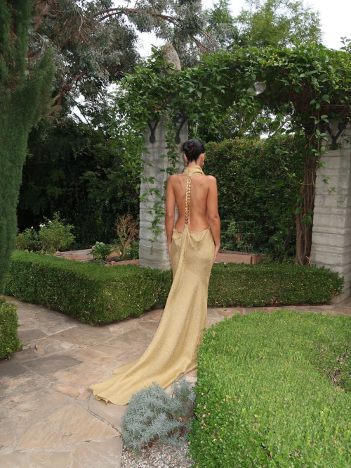 Lizzy Greene Jasmin Larian Ryan Destiny LACMA Photoshoot, Nov 2025 1