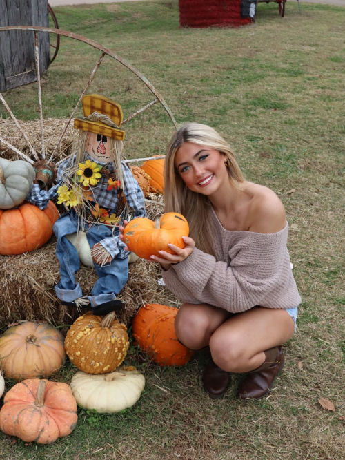 Logan Day Instagram photos, November 2025 5