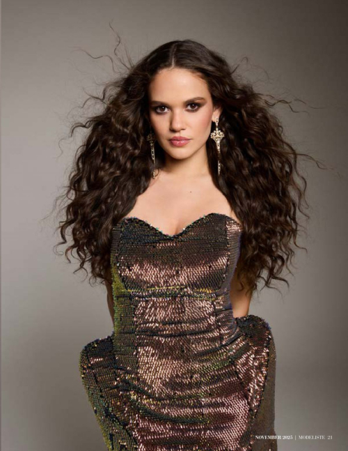 Madison Pettis in Modeliste Magazine, November 2025