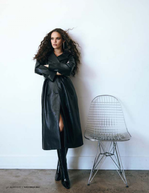 Madison Pettis in Modeliste Magazine, November 2025 10