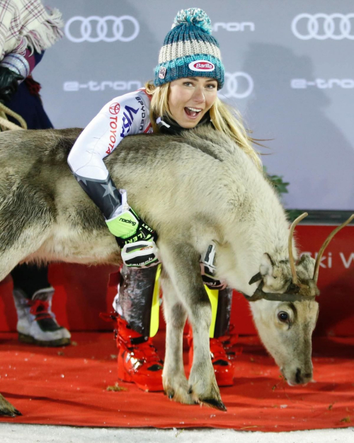 Mikaela Shiffrin Santa and Reindeer Women’s Ski Slalom Finland, November 2025 4