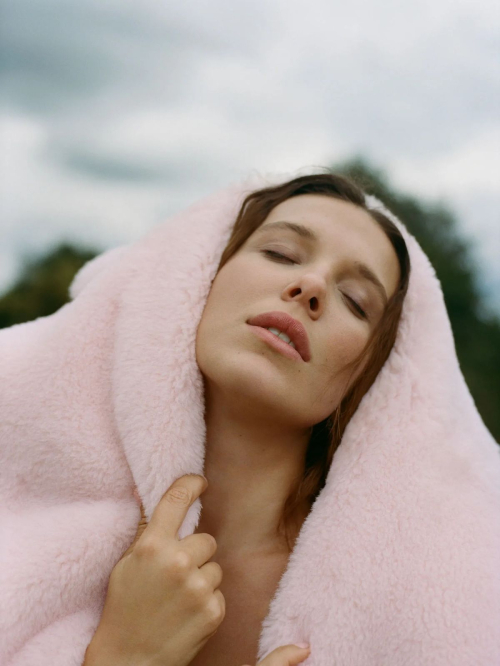 Millie Bobby Brown for British Vogue, December 2025 14