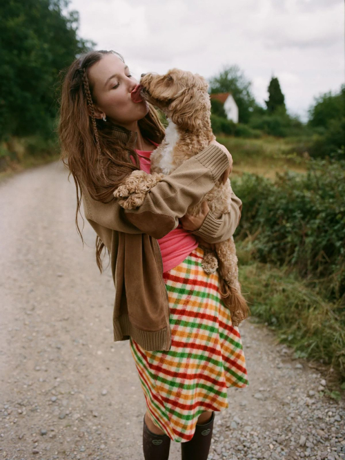 Millie Bobby Brown for British Vogue, December 2025 8