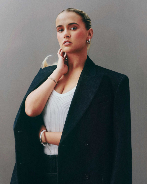 Molly Mae Hague for Cosmopolitan UK, October 2025 5