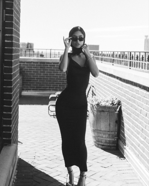 Naaz Torbati Instagram Photos, November 2025 3