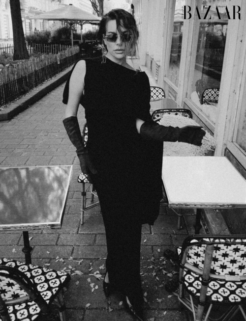 Nadine Mirada Covers Harper’s Bazaar Taiwan, November 2025 1