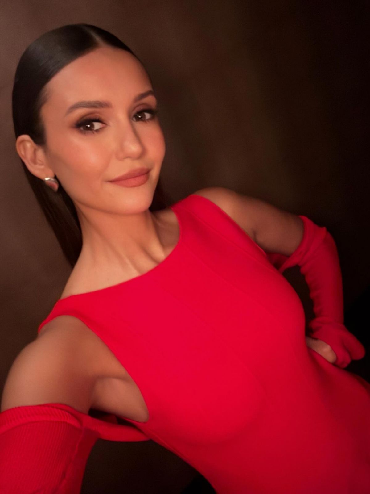 Nina Dobrev Instagram Photos and Video, November 2025