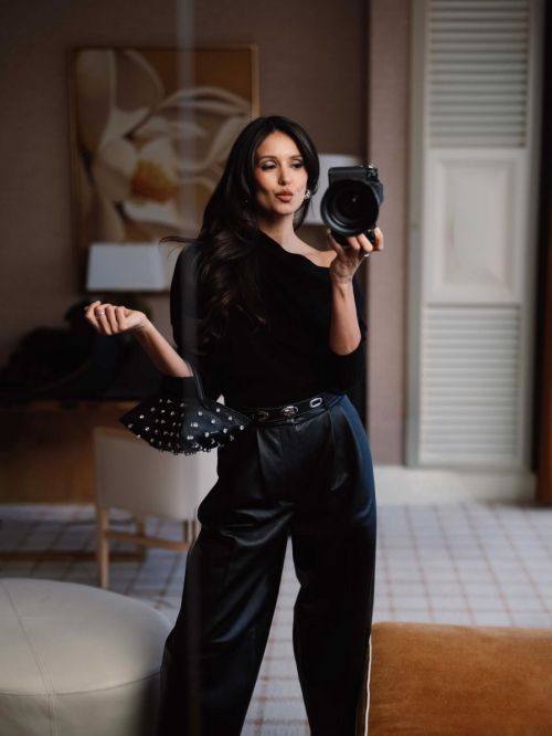 Nina Dobrev instagram photos, November 2025 1