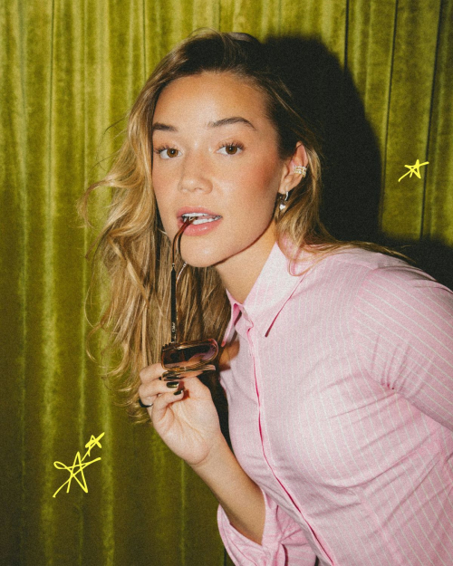 Olivia Ponton for Elite Daily, November 2025 3