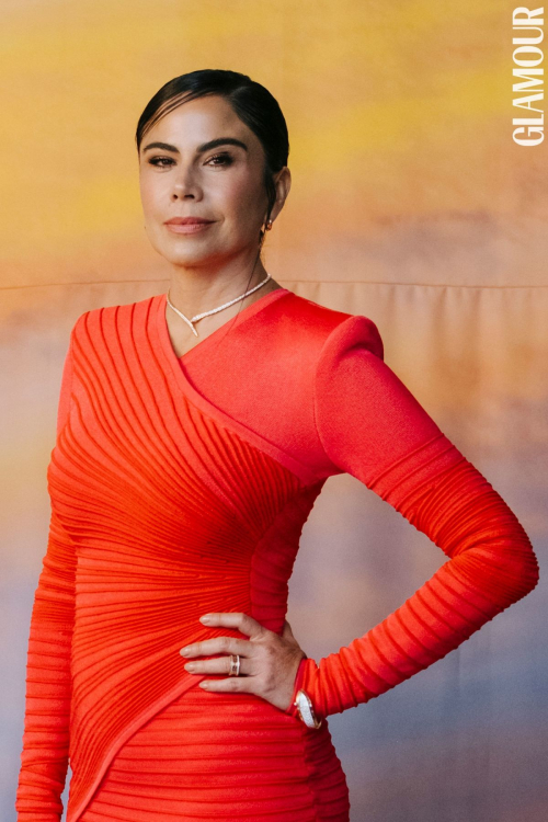 Paola Rojas Glamour Mexico y Latinoamerica, November 2025 1