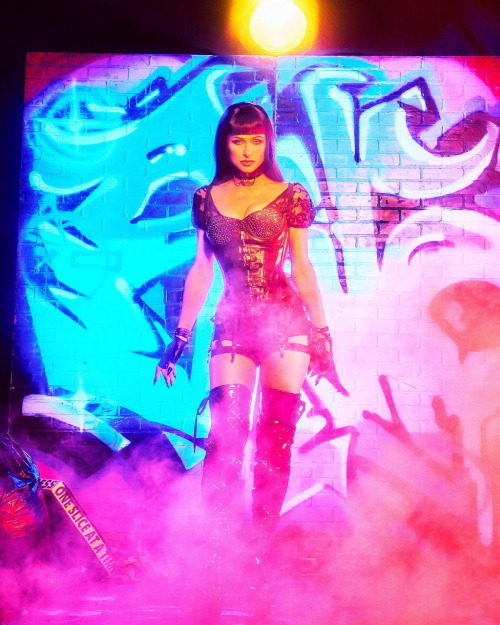 Paris Hilton Stunning Instagram Photos, Nov 2025 10