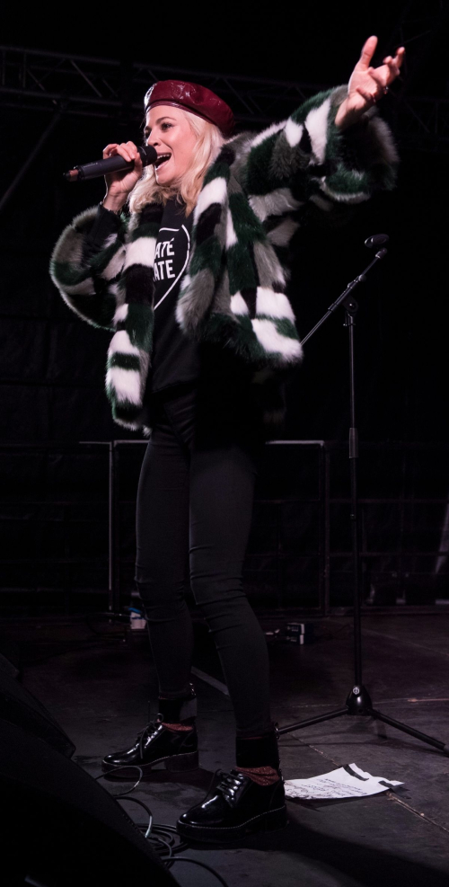 Pixie Lott at Christmas Lights Switch On, November 2017 5