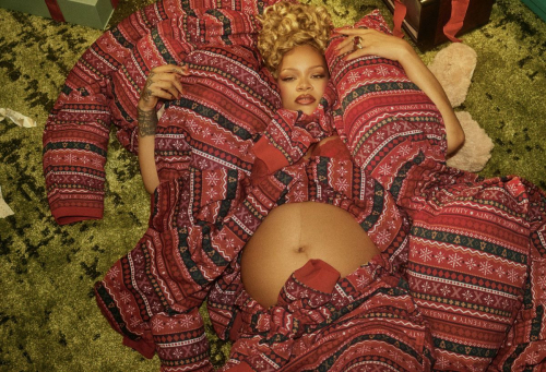 Pregnant Rihanna for Savage x Fenty Onesies Shoot, Oct 2025 4