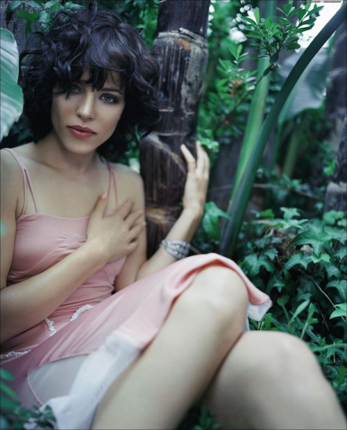 Rachel McAdams lovely for People magazine, 2004 7