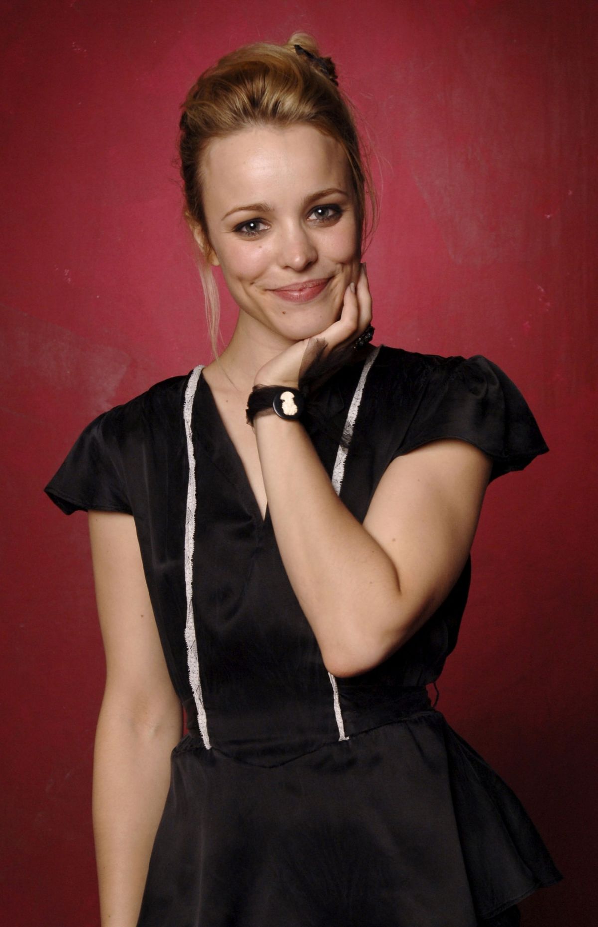 Rachel McAdams Teen Choice Awards portraits, 2005