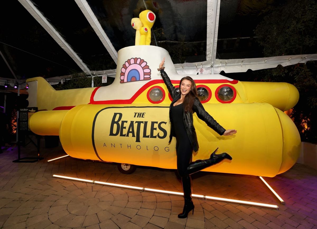 Rachel Pizzolato at Beatles Anthology Special LA, 2025