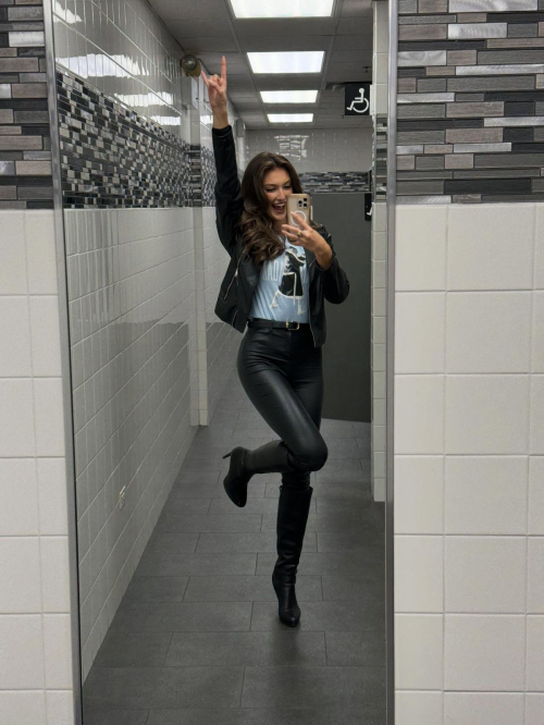 Rachel Pizzolato Instagram photos, November 2025 21