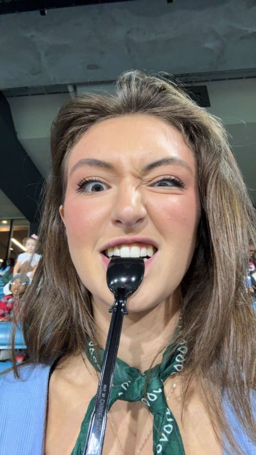 Rachel Pizzolato Posts Instagram Photo Update, November 2025 6