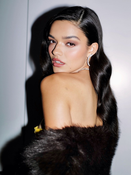 Rachel Zegler Glamour Women of the Year portraits, November 2025 10