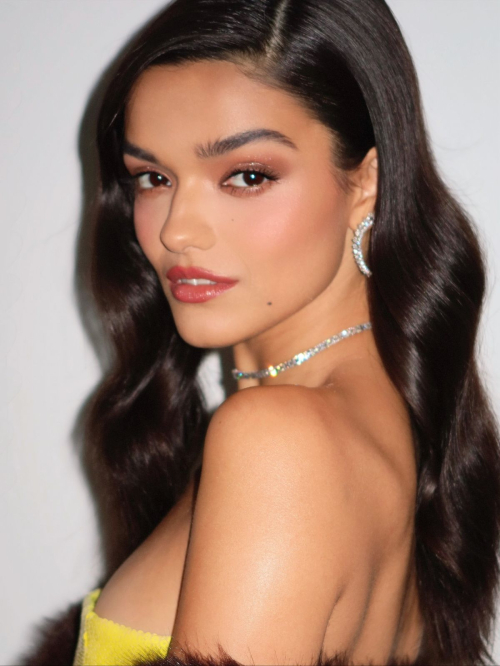 Rachel Zegler Glamour Women of the Year portraits, November 2025 3