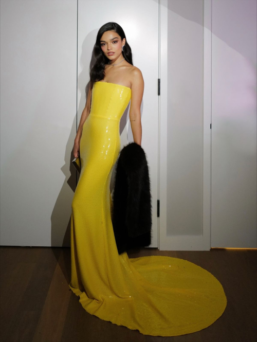 Rachel Zegler Glamour Women of the Year portraits, November 2025 4