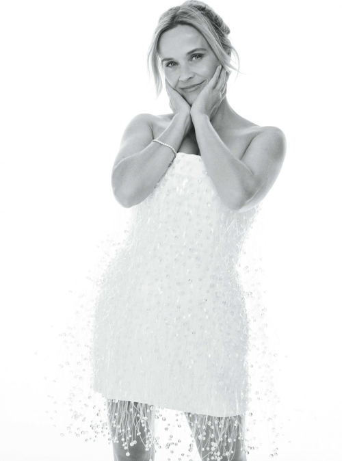 Reese Witherspoon Harper’s Bazaar UK Feature, Dec 2025 5