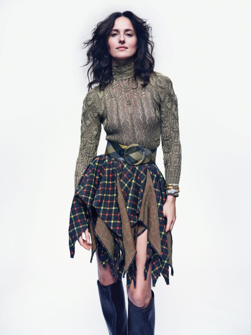 Renate Reinsve Elle USA Women in Hollywood, November 2025 7