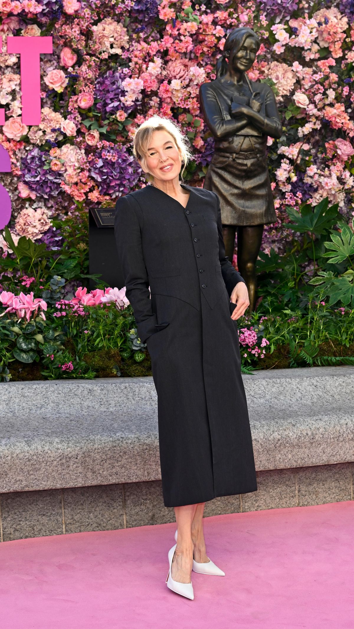 Renee Zellweger at Bridget Jones statue unveiling, November 2025