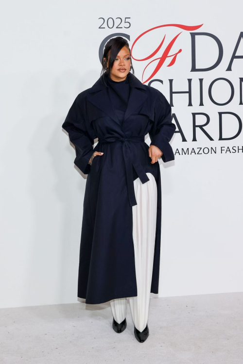 Rihanna at CFDA Awards in New York City, Nov 2025 5