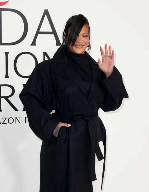 Rihanna at CFDA Awards in New York City, Nov 2025 6
