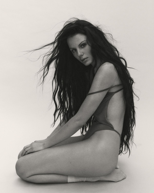 Ruby O Fee Fraulein Magazine, November 2025 3