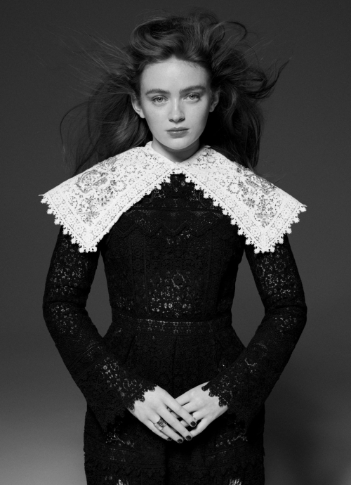 Sadie Sink Elle Australia, December 2025 10