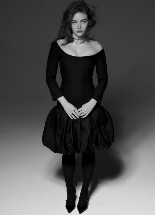 Sadie Sink Elle Australia Feature, December 2025 1