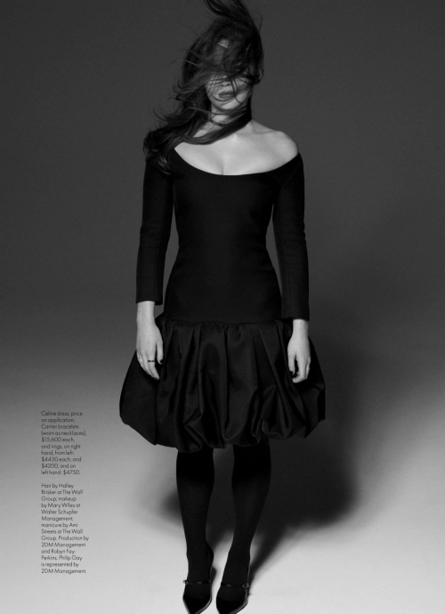 Sadie Sink Elle Australia Feature, December 2025 2