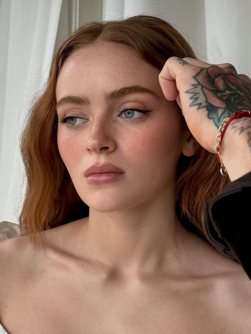 Sadie Sink Stranger Things press portraits, November 2025 2
