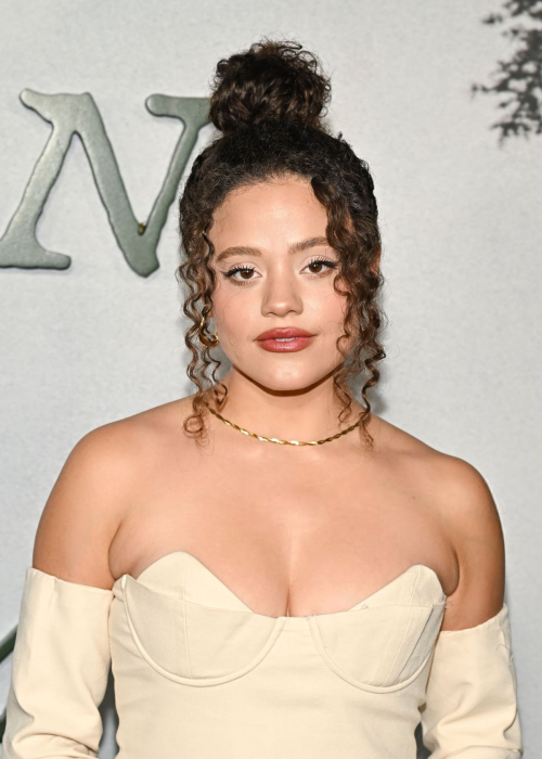 Sarah Jeffery at Train Dreams Premiere Los Angeles, November 2025 2