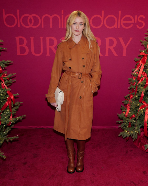 Sarah Pidgeon at Bloomingdales Holiday Window Unveil, 2025