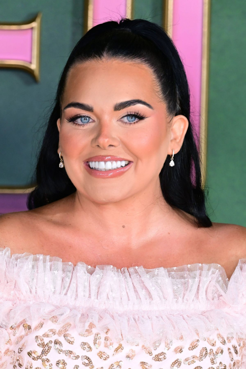 Scarlett Moffatt Wicked For Good European Premiere London, November 2025 1